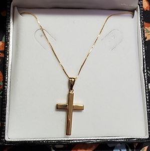 14K Gold Cross Pendant Necklace